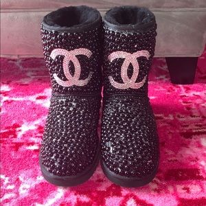 Hand Set Crystal Ugg Boots Size 